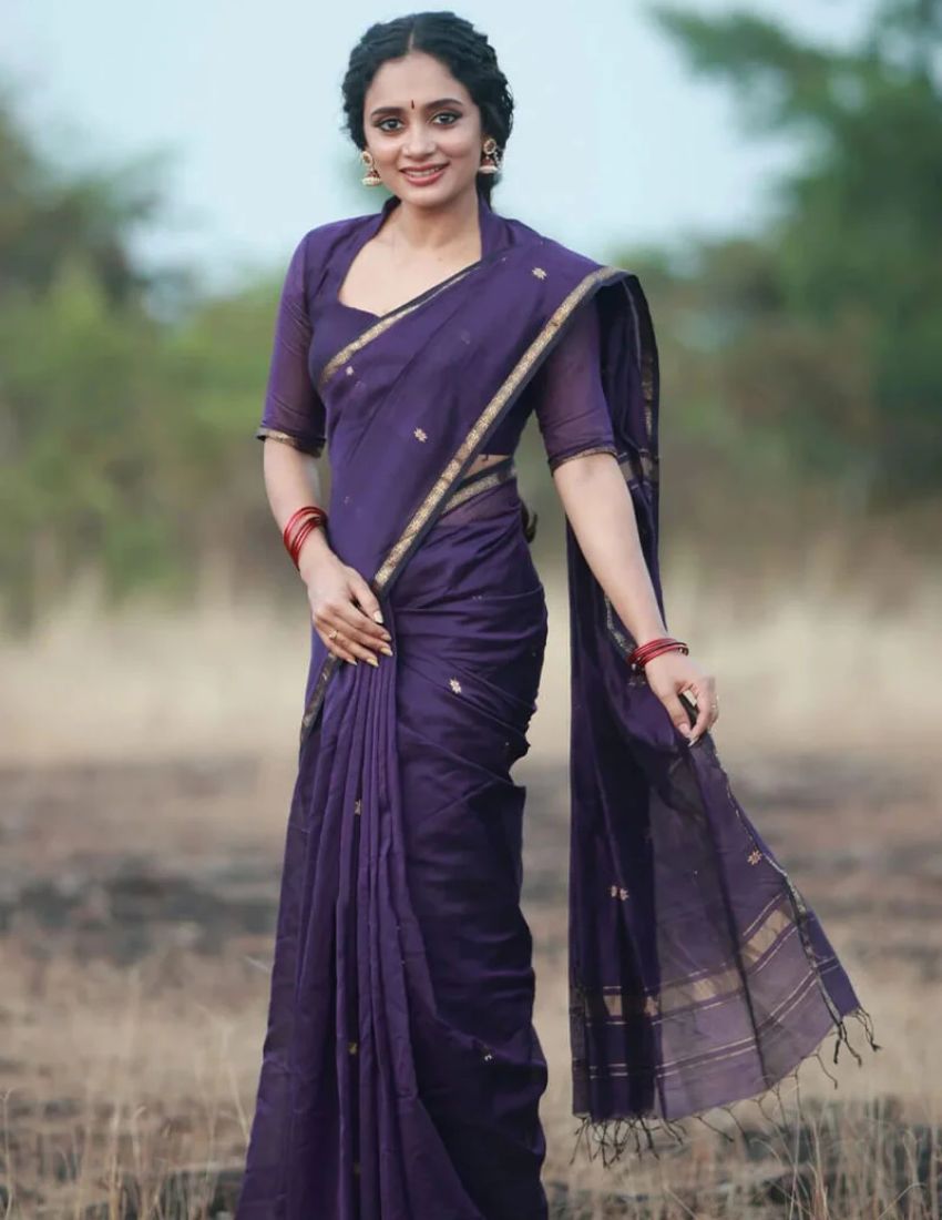 Wine Butti Banarasi Saree