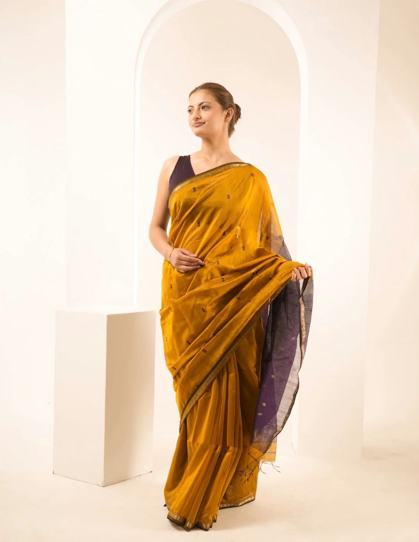 Gold Butti Banarasi Saree