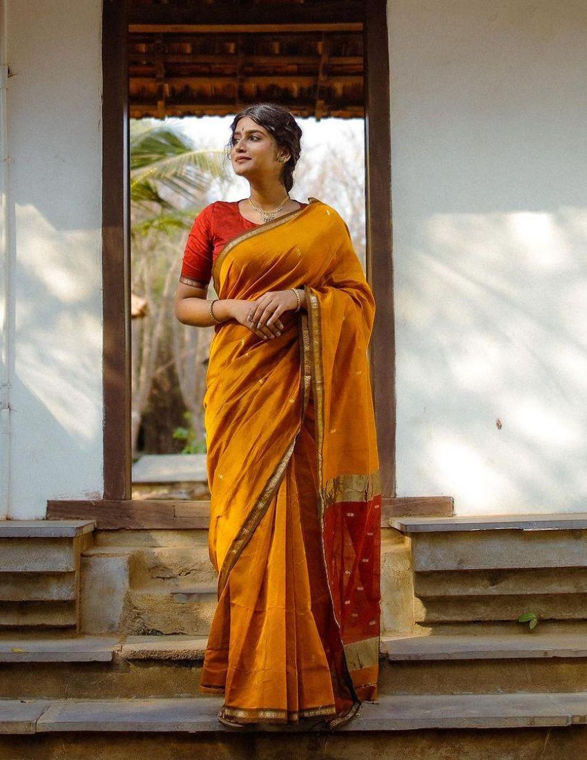 Yellow Butti Banarasi Saree
