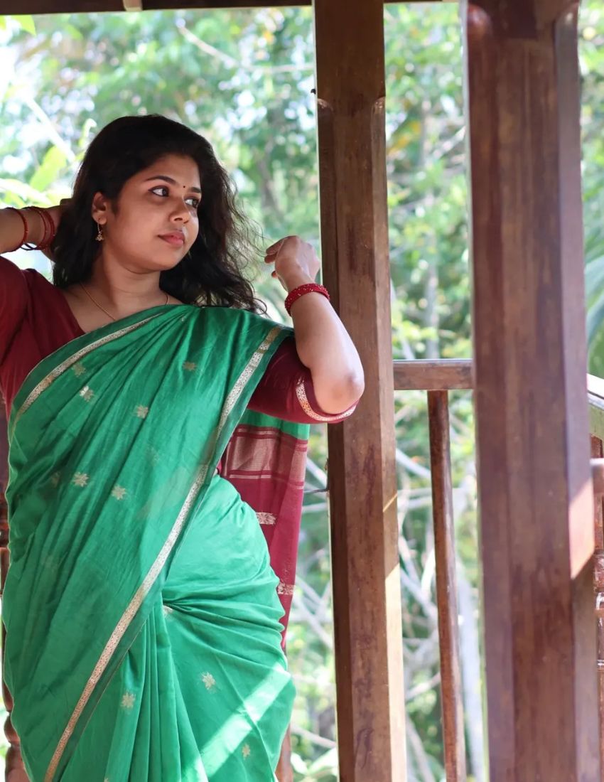 Lirli Green Butti Banarasi Saree