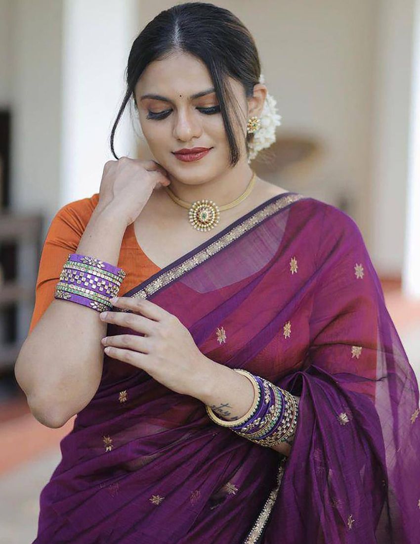 Wine Butti Banarasi Saree