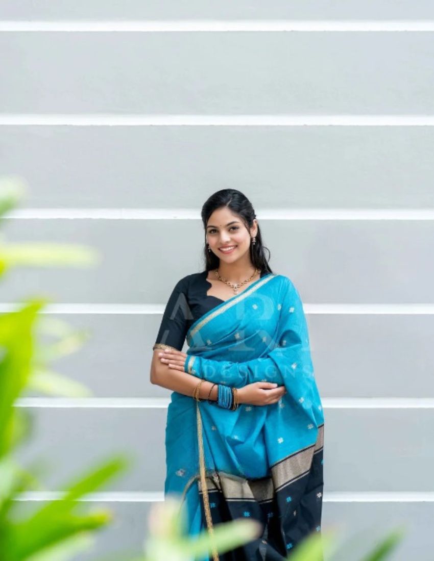 Firozi Butti Banarasi Saree