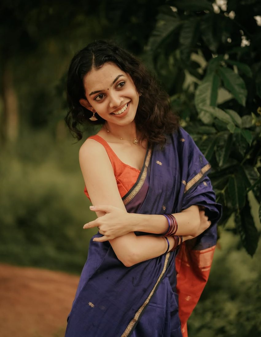 Blue Butti Banarasi Saree