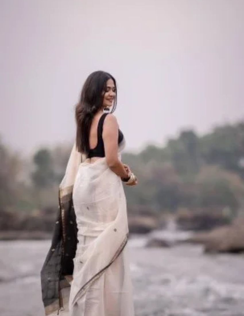 White & Black Butti Cotton Saree