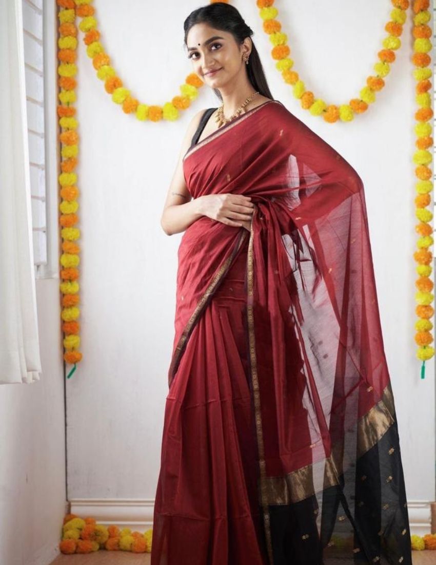 Red Butti Banarasi Saree