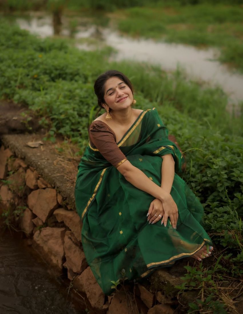 Green Butti Banarasi Saree