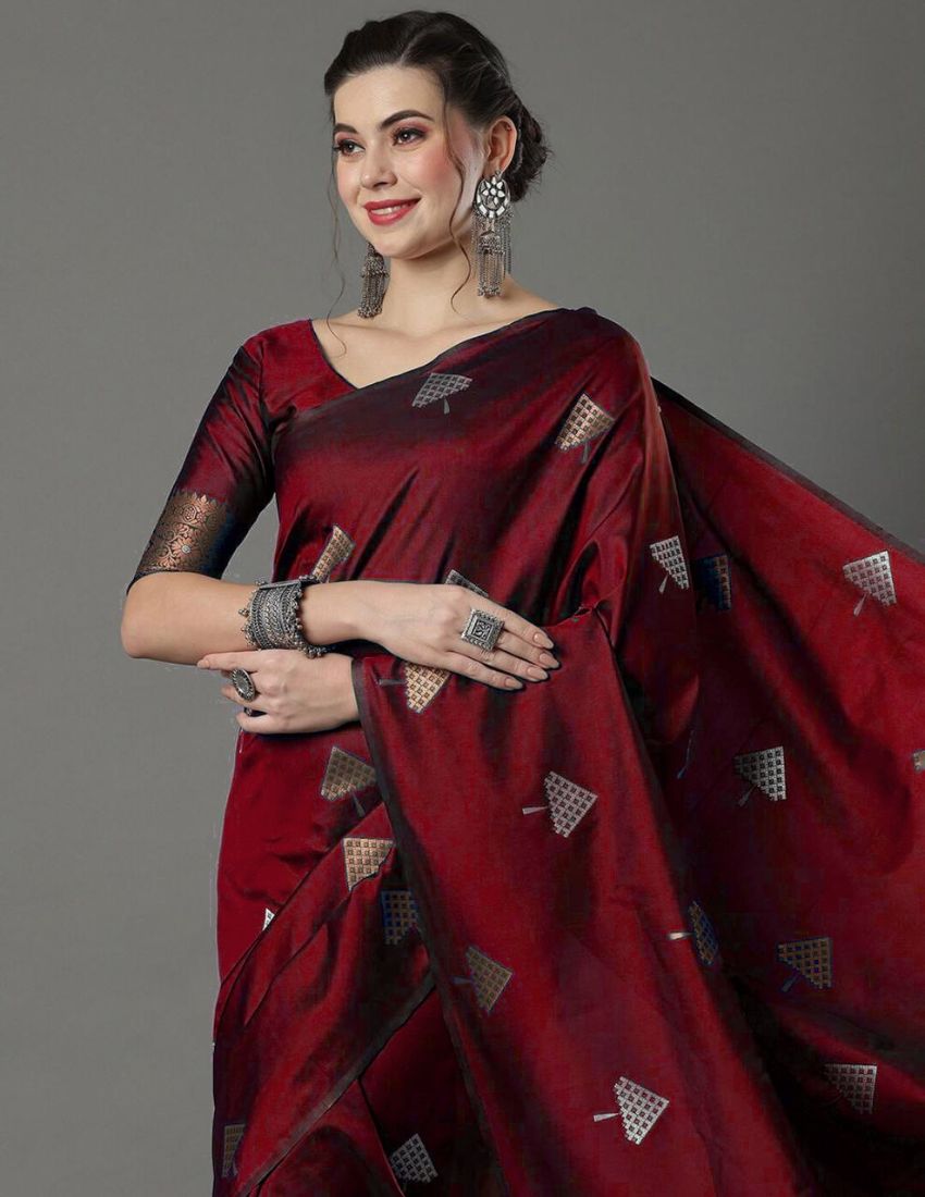 Maroon Geometric Print Saree
